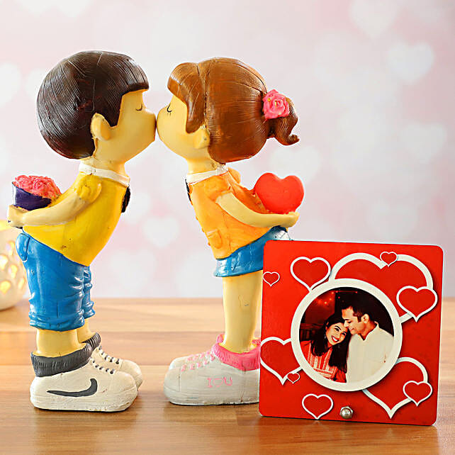 Buy Send Kissing Couple Figurine Personalised Table Top Online FNP