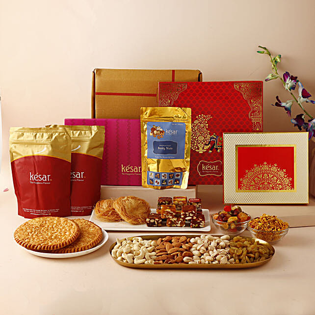 Buy Send Karwa Chauth Delightful Sargi Hamper Online FNP