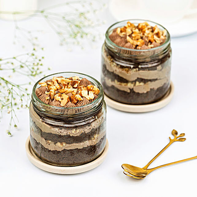 Buy Send Yummy Choco Walnut Cake Jar Set Of 4 Online FNP