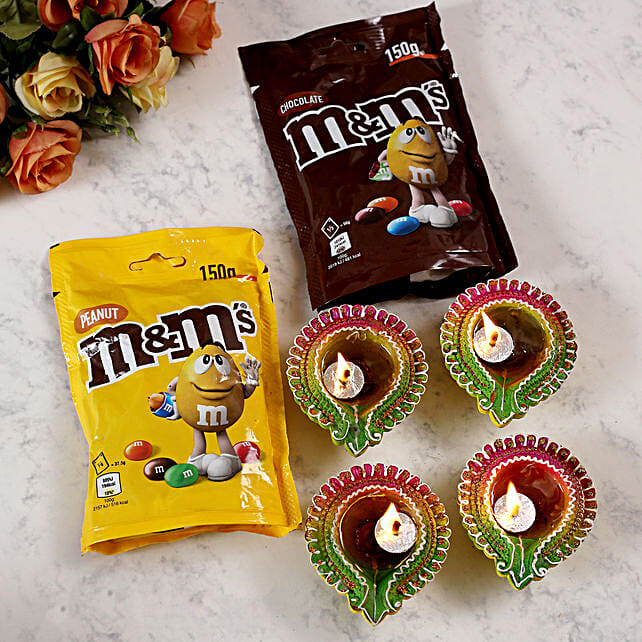 Set Of 4 Beautiful Diyas And Mandm Chocolates Netherlands Gift Set Of