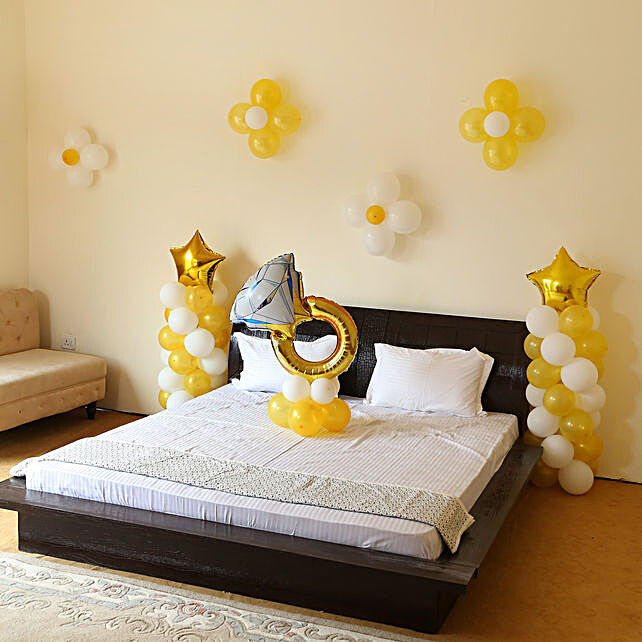 Propose In Style Balloon Decor