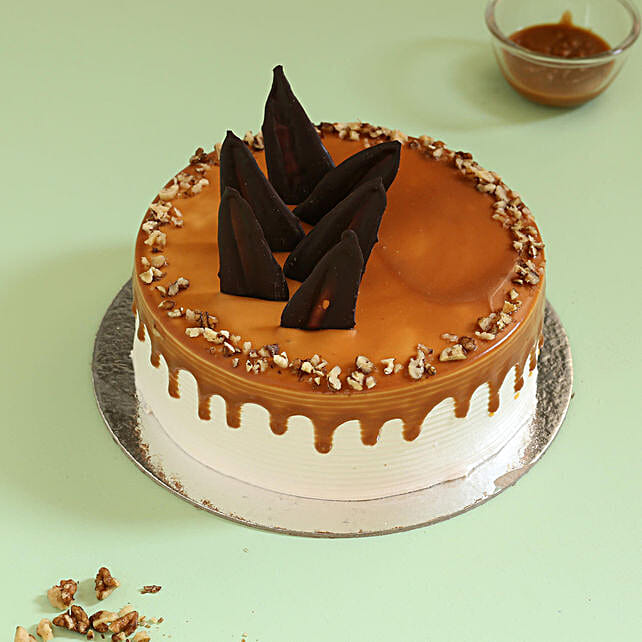 Caramel Walnut Cake