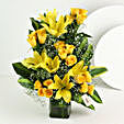 Glass vase arrangement of 20 yellow roses and 3 yellow asiatic lilies flowers gifts