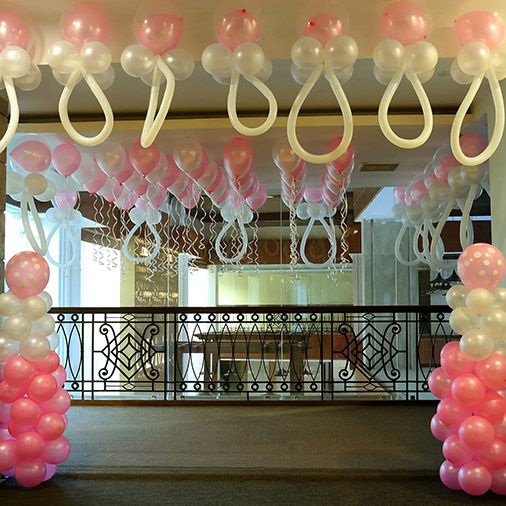 19 Ways To Use Balloons In Your Wedding Decor