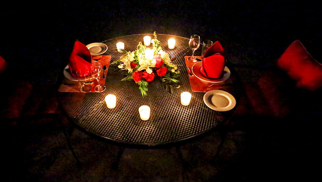 Romantic Candlelight Dinner At Lutyens Sultanpur New Delhi