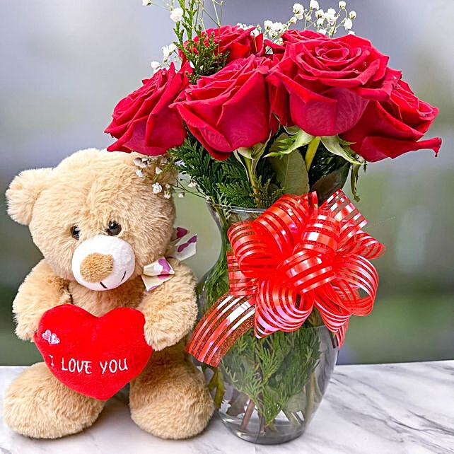 Ravishing Red Roses Bunch With Teddy canada | Gift Ravishing Red Roses ...