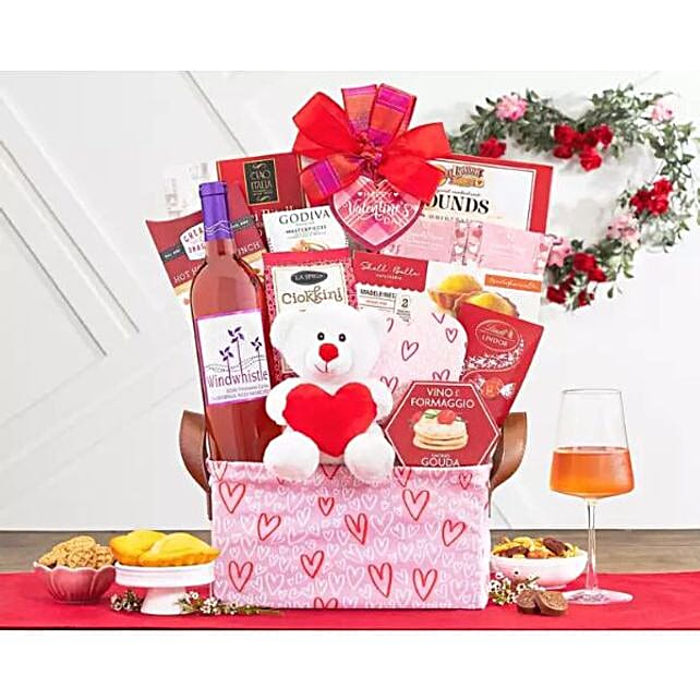 Windwhistle Valentine Red Moscato Hamper canada Gift Windwhistle