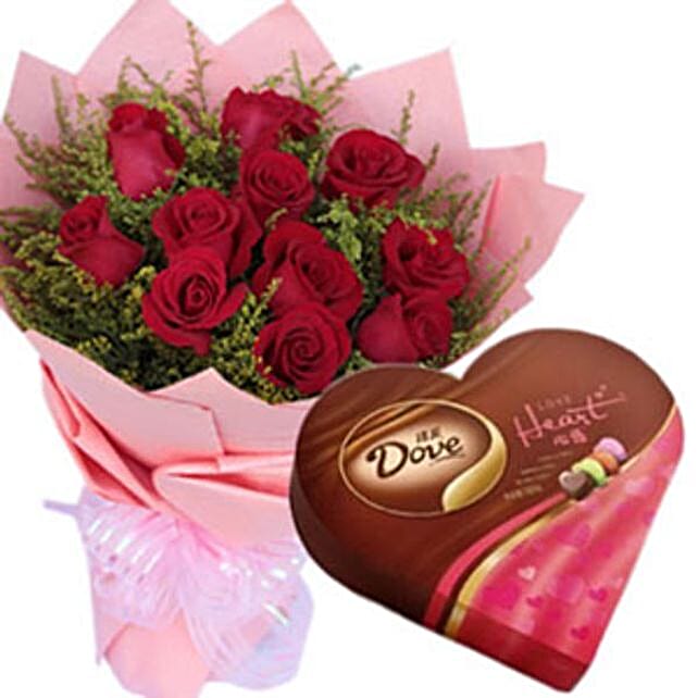 Romantic Red Roses Bouquet And Dove Chocolates china Gift Romantic