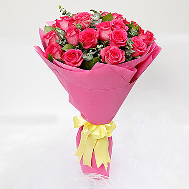 20 Dark Pink Roses Bouquet kuwait | Gift 20 Dark Pink Roses Bouquet- FNP