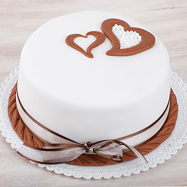 Designer Cakes For Valentines Day Online From Ferns N Petals