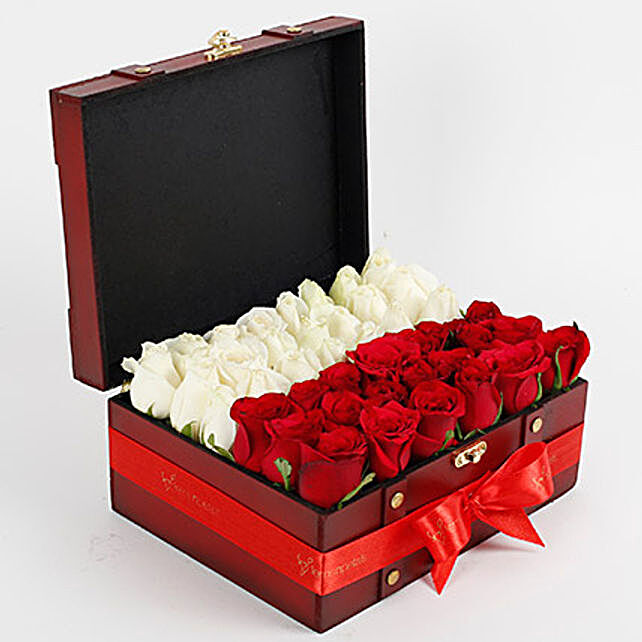 Send Gifts To Chennai 249 Online Gifts Delivery In Chennai Ferns - heaven of roses in box