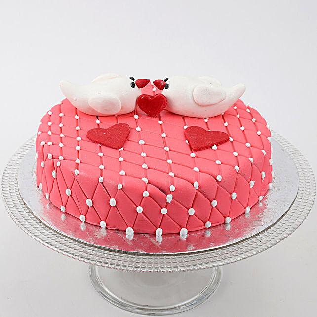 Birthday Cake For Girlfriend Buy Send Cake For Girlfriend Online Ferns N Petals