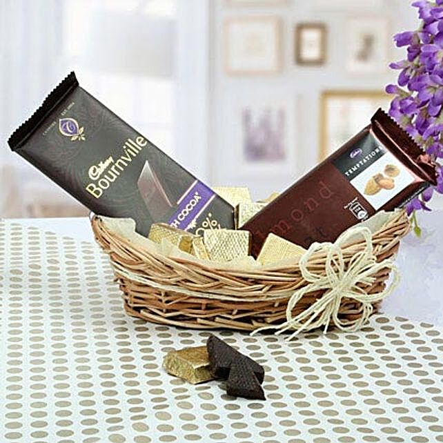 OASIS Lohri & Makar Sankranti Snacks & Sweets Gifting Hamper Box Festive  Gift Box Festive Gift Box Price in India - Buy OASIS Lohri & Makar Sankranti  Snacks & Sweets Gifting Hamper