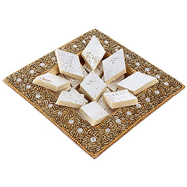 Buy/Send Kaju Katli In Golden Tray Online- FNP