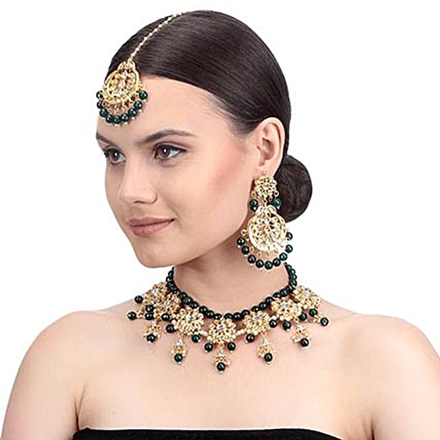 Buy/Send Gold & Green Kundan Jewelry Set Online- FNP