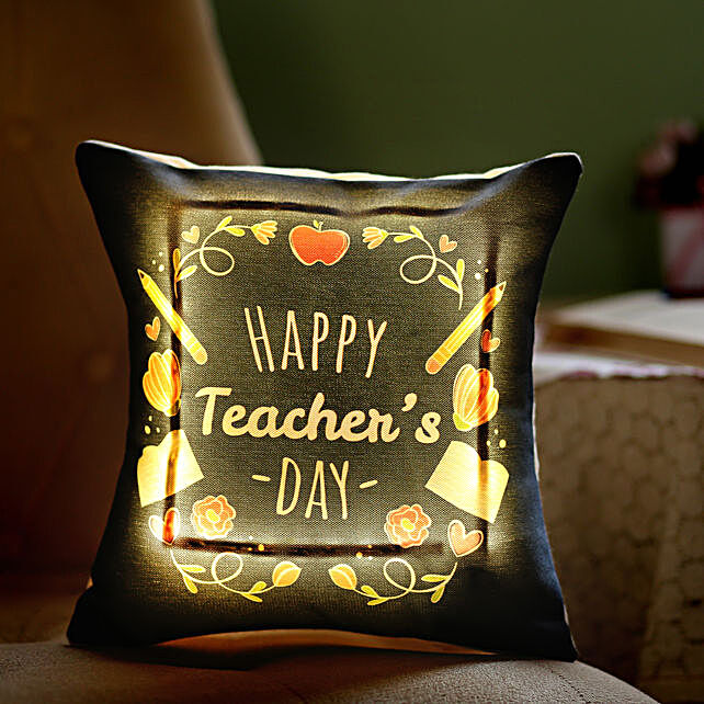 50 best teacher gift ideas - what they REALLY want!