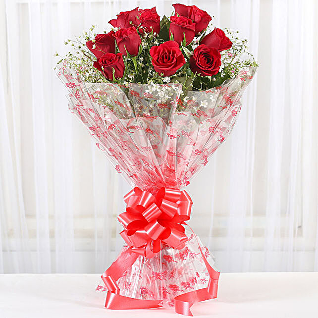 Buy Send 12 Velvety Red Roses Bouquet Online Ferns N Petals