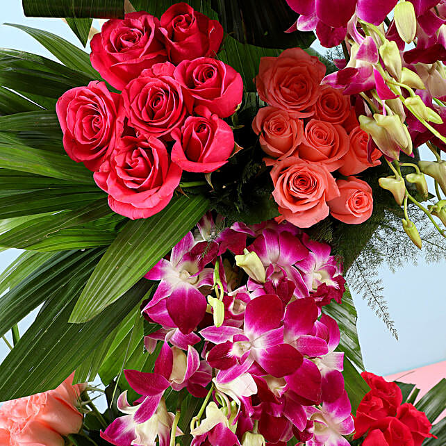 Buy/Send Luxurious Flower Arrangement Online Ferns N Petals