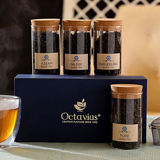 Buy/Send Exotic Black & Green Tea Hamper Online FNP