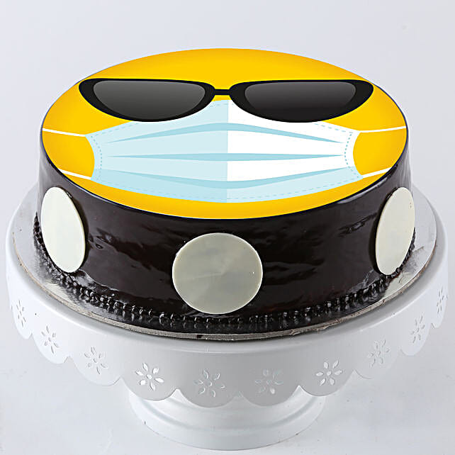 sunglasses emoji cake