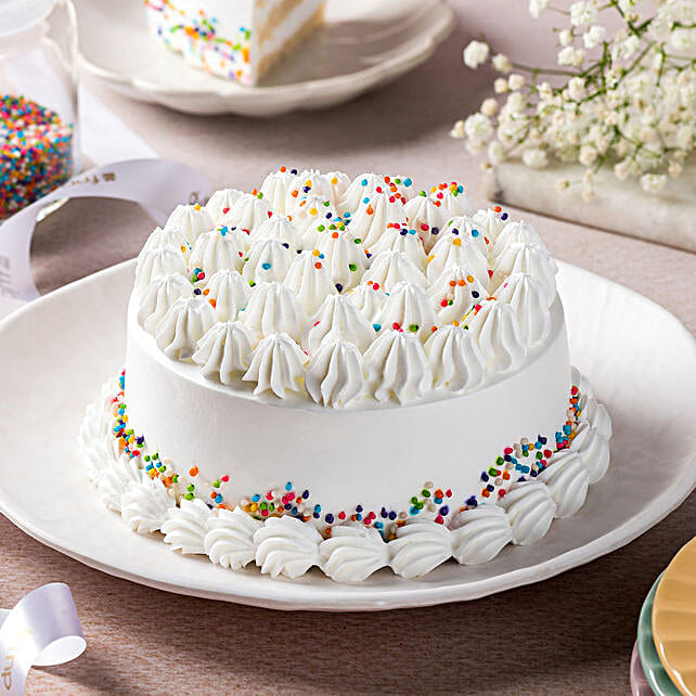 The Most Popular Cake Flavor in Every State — Eat This Not That