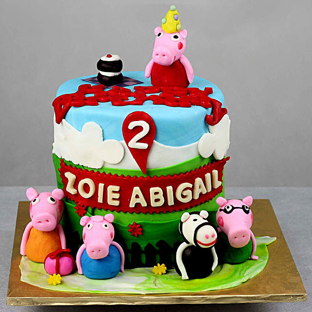 Peppa Pig Fondant cake