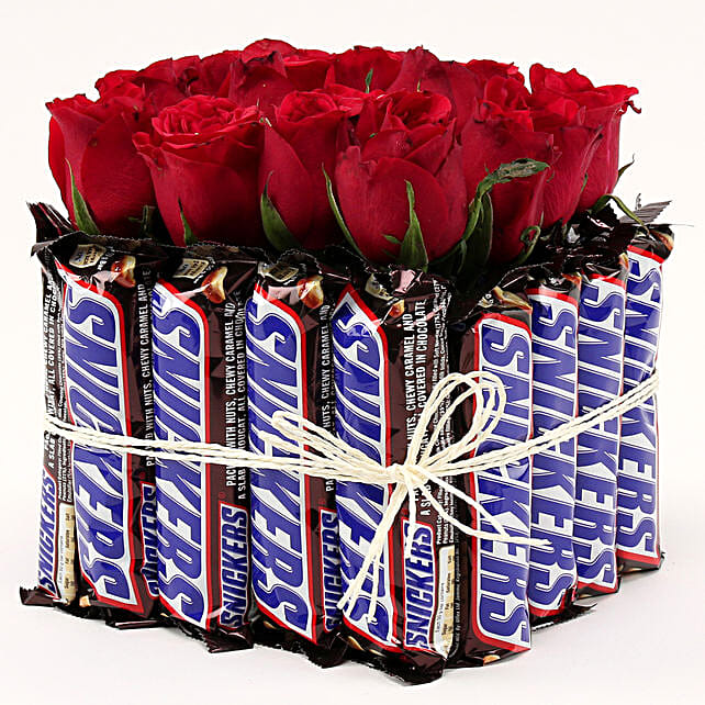 Buy Send Snickers Amp Red Roses Arrangement Hand Delivery Online Ferns N Petals Buy Send Snickers Amp Red Roses Arrangement Hand Delivery Online Ferns N Petals
