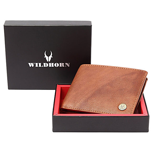 Buy/Send Wildhorn Classic Wallet- Tan Online- FNP