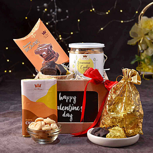 Buy/Send Tasteful Indulgence Valentine's Special Hamper Online FNP