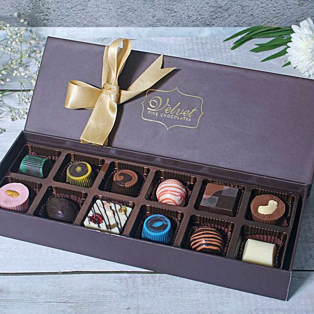 Buy/Send Luxury Divine Chocolate Box Online- FNP