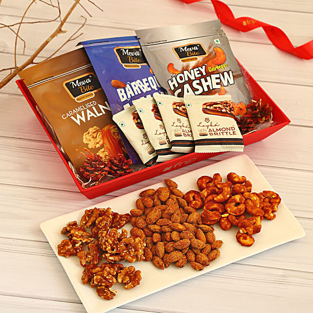 Buy/Send Sweet & Savoury Snacks Tray Online FNP