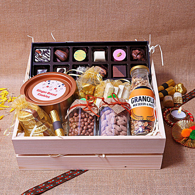 Buy/Send Confections Unlimited Hamper Online- FNP