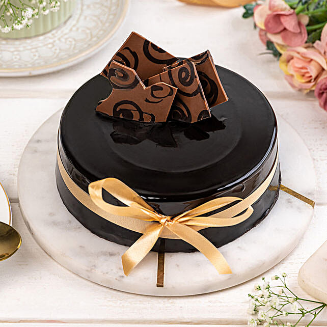Buy/Send Decorated Chocolate Truffle Cake 1 Kg Eggless Online FNP
