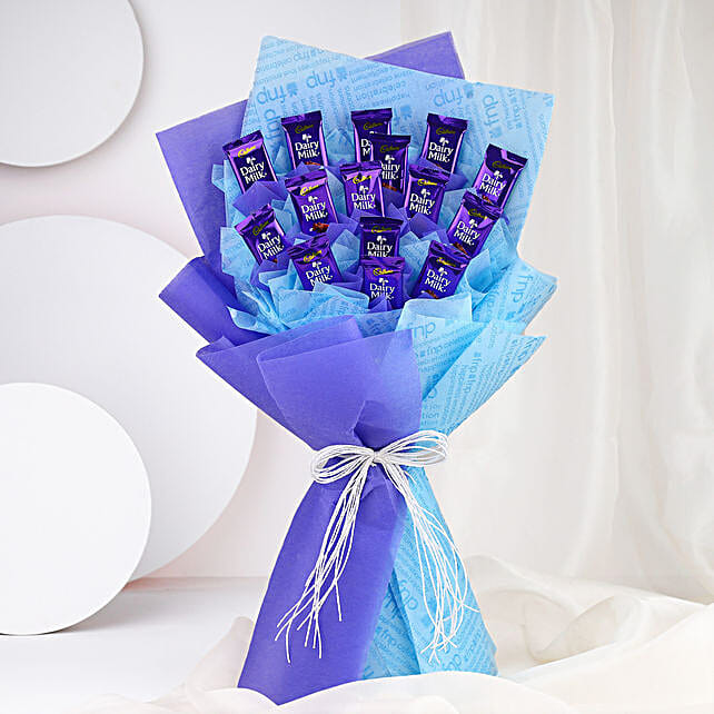 Buy/Send Beautiful Bouquet Of Chocolates Online- FNP