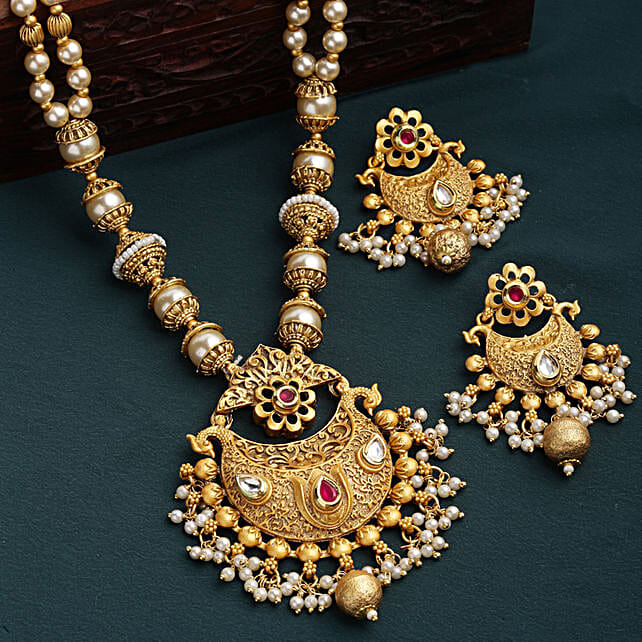 Buy/Send PANASH Beauty Of Kundan Jewellery Set Online FNP