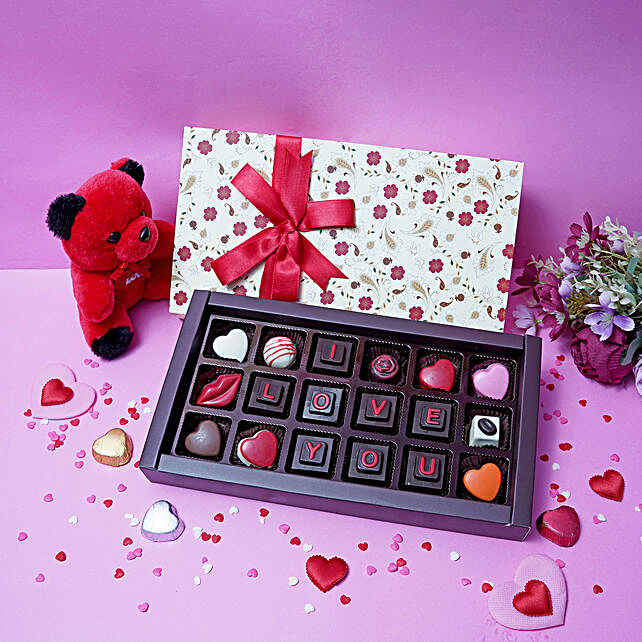 Buy/Send Blissful Love Sweet Box Online- FNP