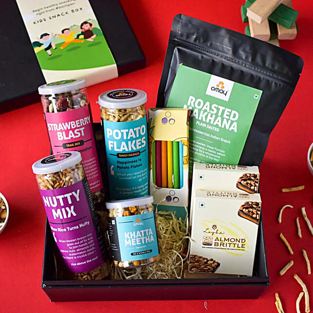 Buy/Send Omay Foods Kids Healthy Snacks Gift Box Online FNP