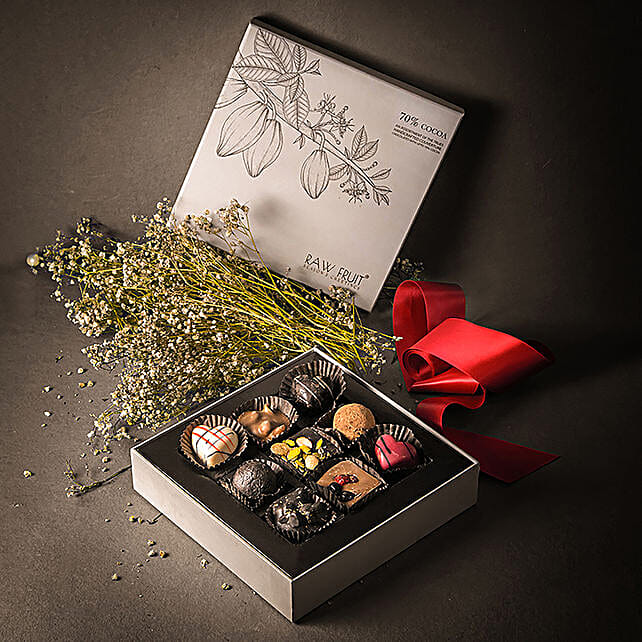 Buy/Send Premium Chocolate Gift Boxes Online- FNP