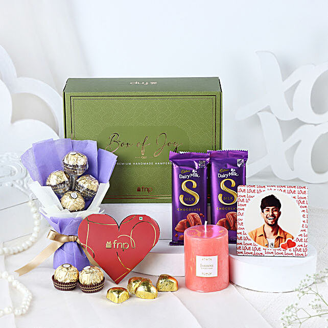 Buy/Send Personalised Love Delights Combo Online- FNP