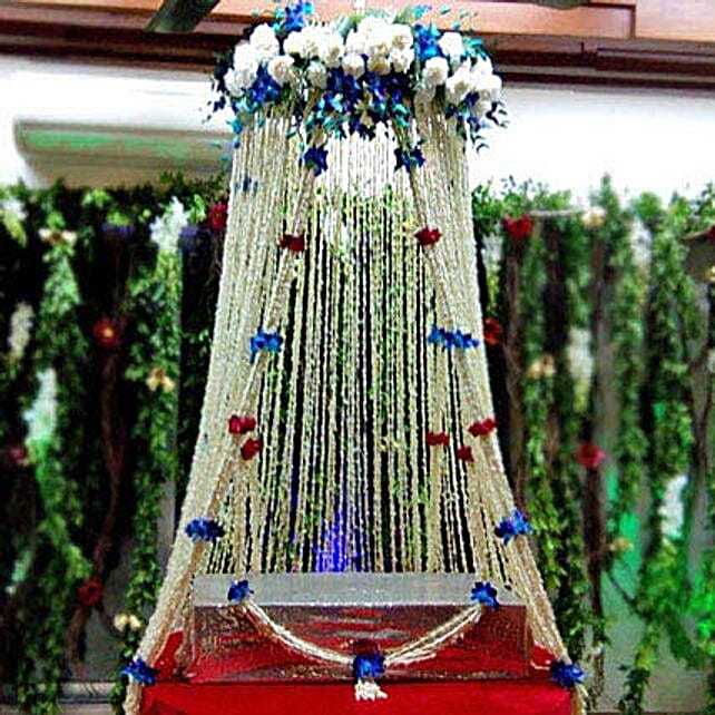 White Sparkling Flower Tower Decoration