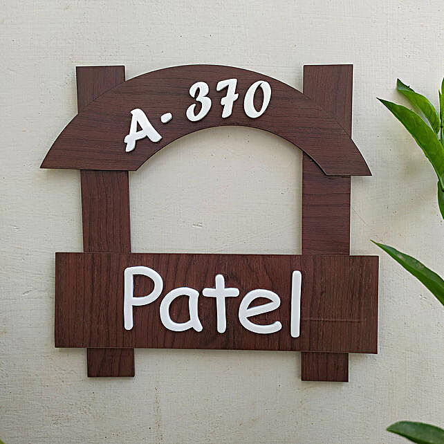 Personalised Name Plates Buy Send Customised Name Plates Online In India Ferns N Petals