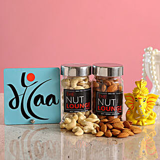 Mother Day Special Table Top And Dry Fruits Hamper