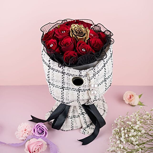 Beautiful Red And Golden Roses Bouquet Malaysia Gift Beautiful Red Beautiful Red And Golden Roses Bouquet Malaysia Gift Beautiful Red