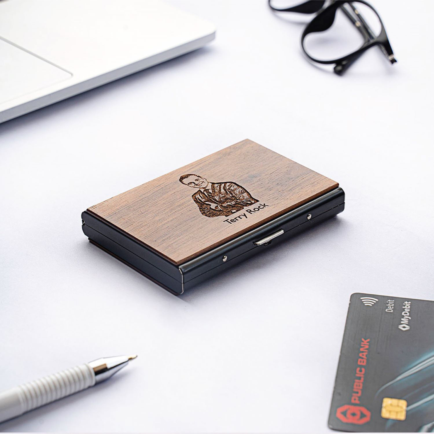 Personalised Wooden Credit Card Holder malaysia Gift Personalised