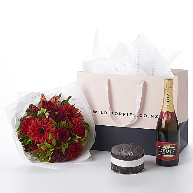 Red Emerald N Wine Gift Hamper newzealand Gift Red Emerald N Wine