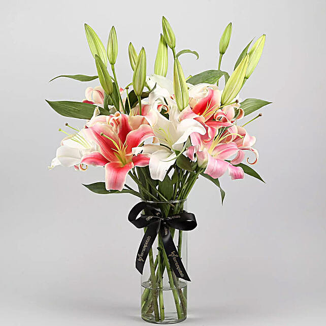 White and Pink Lily Arranagement Standard qatar | Gift White and Pink ...