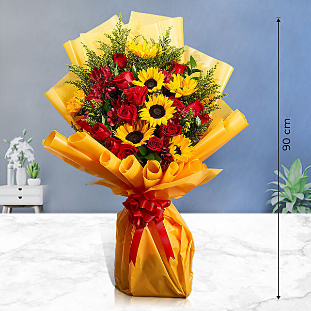 Grand Bouquet Of Roses N Sunflowers qatar Gift Grand Bouquet Of Roses N Sunflowers FNP