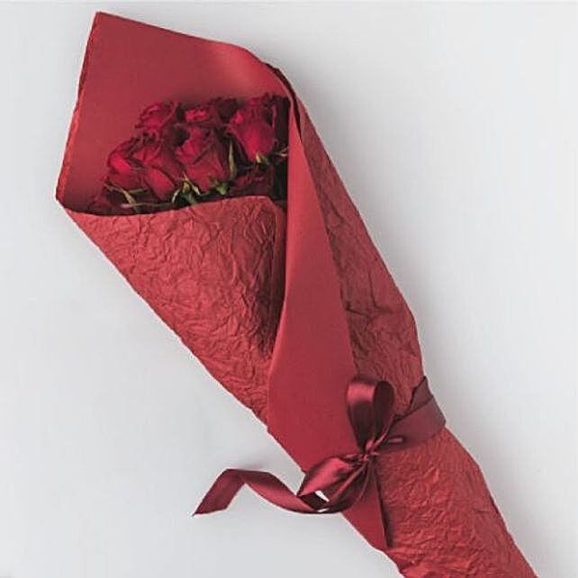 Lovely Roses Bouquet saudi-arabia | Gift Lovely Roses Bouquet- FNP