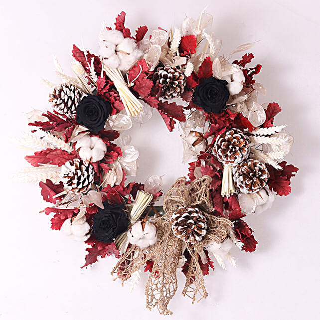 Preserved Black Roses Wreath singapore Gift Preserved Black Roses