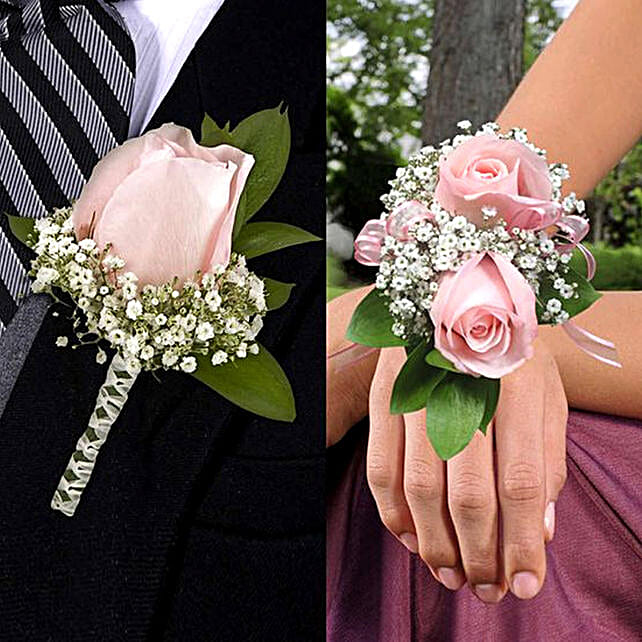 boutonniere light pink